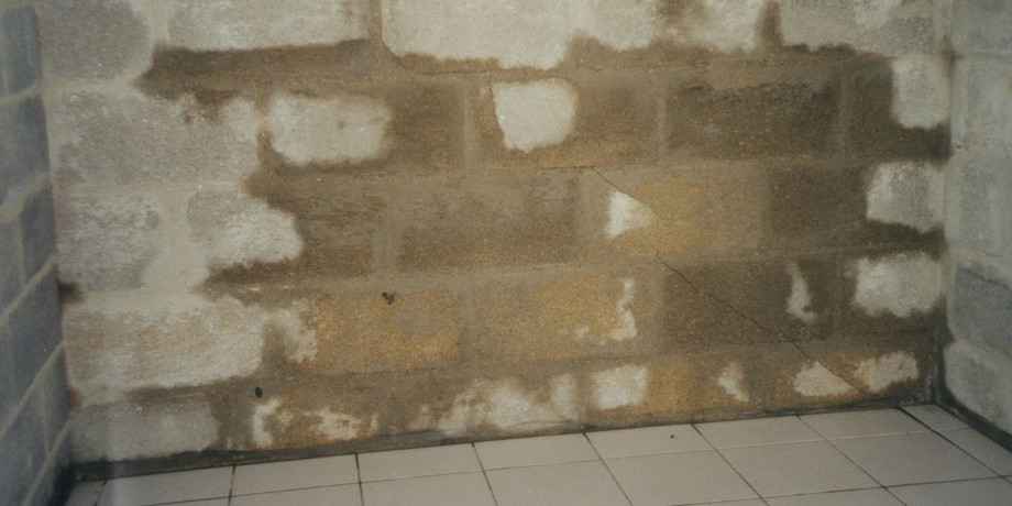 SOCOREBAT - Entreprise de Traitement d'humidité des murs, cave, sous-sols  à Diou