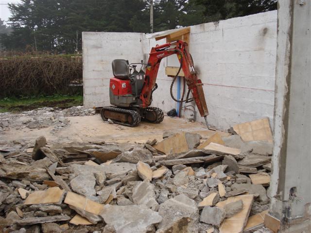 Démolition dans l'Allier